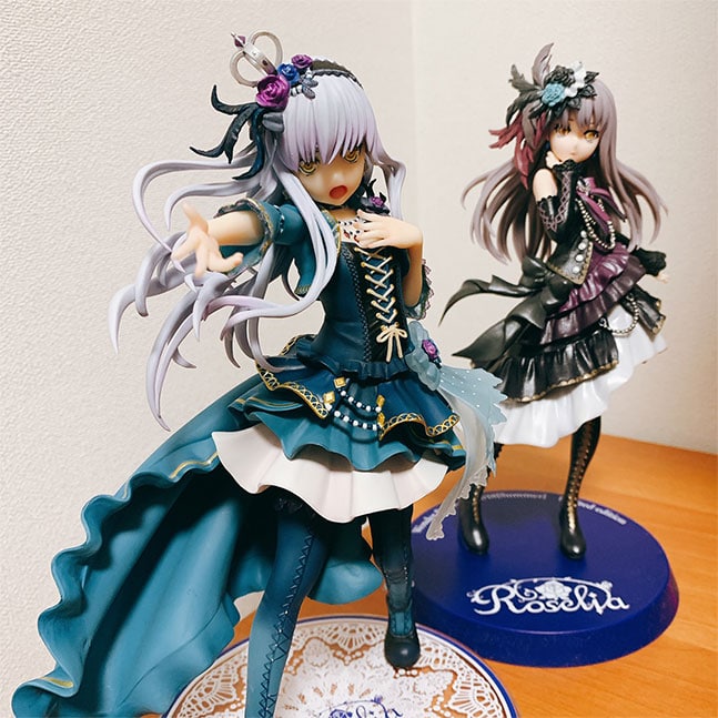 自身が演じる「Roselia（ロゼリア）」のフィギュアもお部屋に