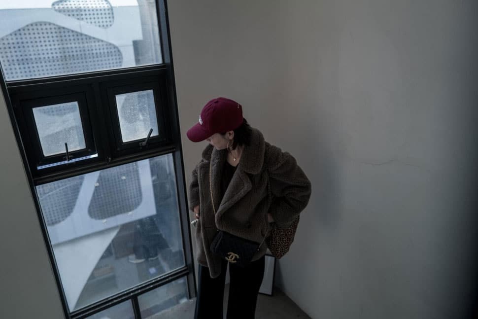 都内の狭いマンションには収まらない量の服を持っている