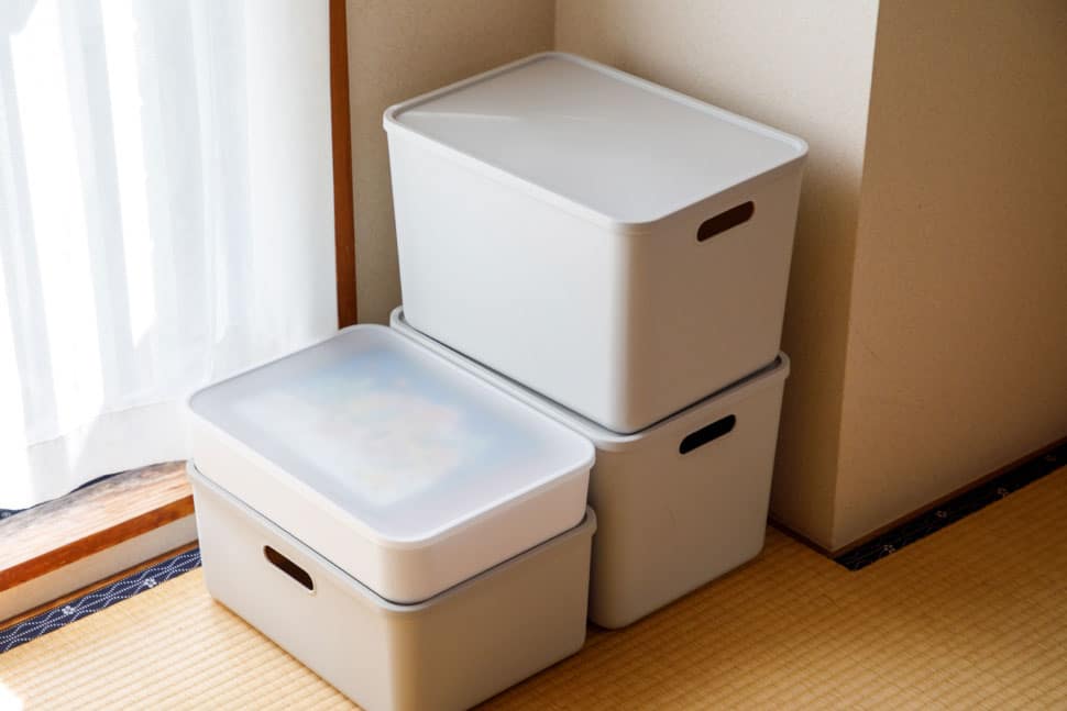 収納ボックスにいれて片付いたつもりでも、デッドスペースを作っていることに変わりはない